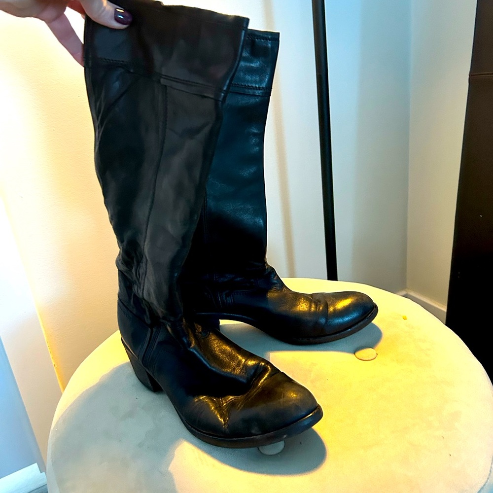 Black leather shaft boots. Size 8 women’s. Vic Matie purchased at Gravity Pope.